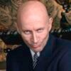 Portrait couleur N°1 de l’acteur Richard O’Brien, photographié en avril 1999. Tirage d’art en édition limitée, numérotée et signée. Détail