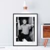 Portrait noir & blanc N°9 du réalisateur Francis Veber, photographié en décembre 2000. Tirage d’art en édition limitée, numérotée et signée. Cadre noir finition galerie