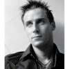 Portrait Noir & Blanc N°9 de l’acteur Jean-Baptiste Iera, photographié en octobre 2001. Tirage d’art en édition limitée, numérotée et signée.
