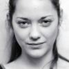 Portrait Noir & Blanc N°4 de l’actrice Marion Cotillard, photographié en novembre 2001. Tirage d’art en édition limitée, numérotée et signée. Détail