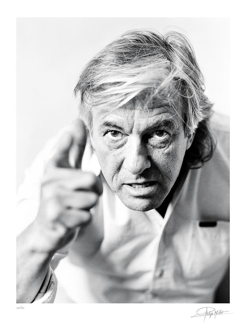 Portrait Noir & Blanc N°6 du réalisateur Paul Verhoeven, photographié en mars 2001. Tirage d’art en édition limitée, numérotée et signée.