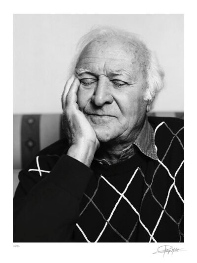 Portrait Noir & Blanc N°3 de l’acteur Robert Loggia, photographié en mars 2001. Tirage d’art en édition limitée, numérotée et signée.