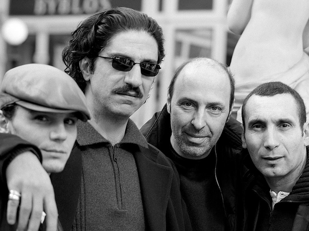 Dimitri Storoge, Simon Abkarian, Cédric Klapisch et Zinedine Soualem.Portrait Noir & Blanc N°6 réalisé en mars 2003. Tirage d’art en édition limitée, numérotée et signée. Détail